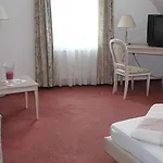 Zur Altstadt Люденшайд