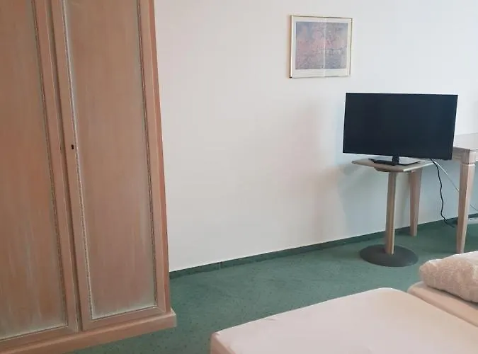 Zur Altstadt 3* Λουντενσάιντ