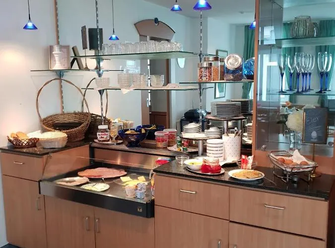 Zur Altstadt Bed and Breakfast 3*