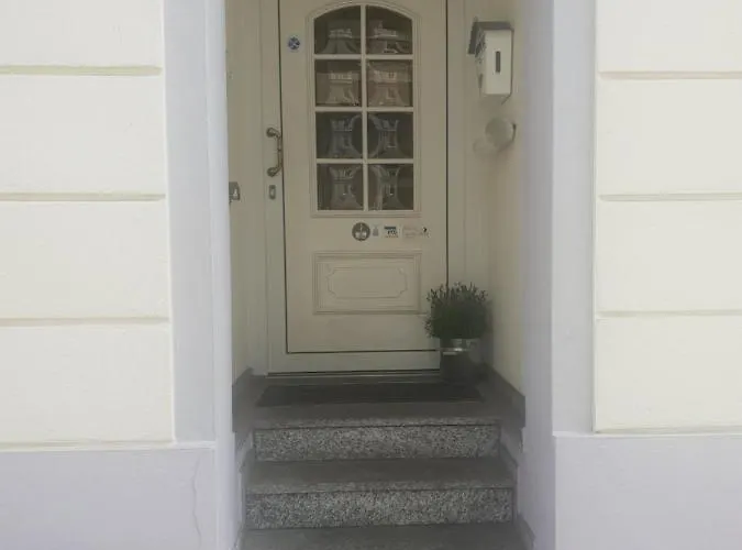 Nocleg ze śniadaniem Zur Altstadt