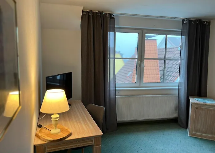 Zur Altstadt Bed and Breakfast Λουντενσάιντ