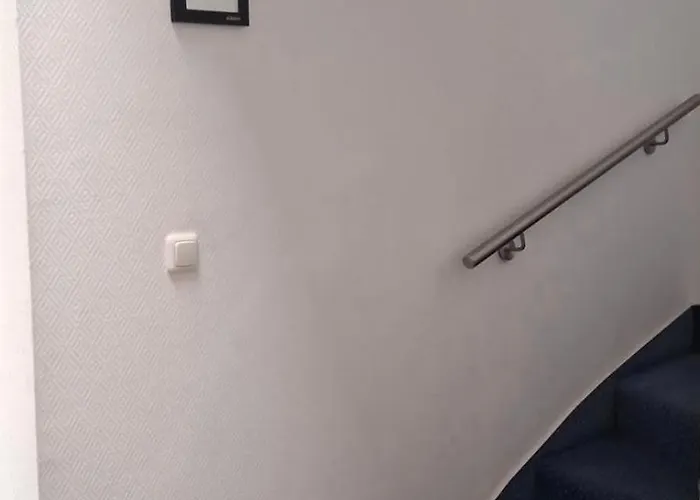 Zur Altstadt Nocleg ze śniadaniem 3*