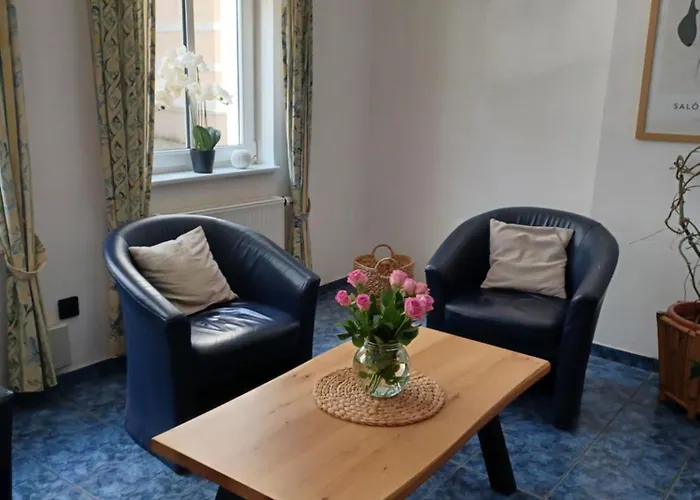 Zur Altstadt Λουντενσάιντ